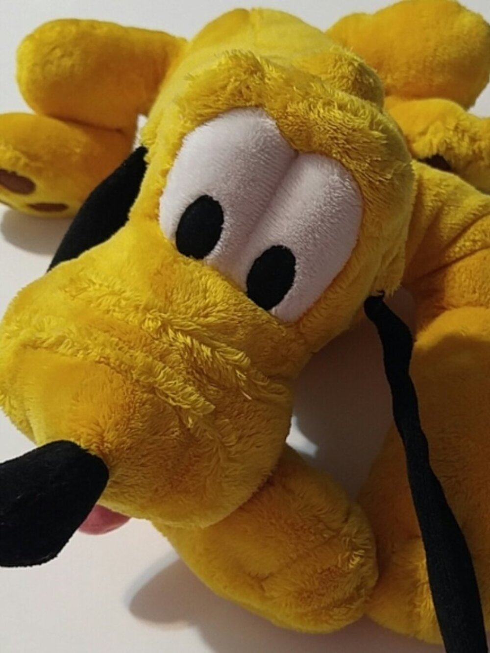 Pluto Authentic Disney Store Vintage Original 15" Plush